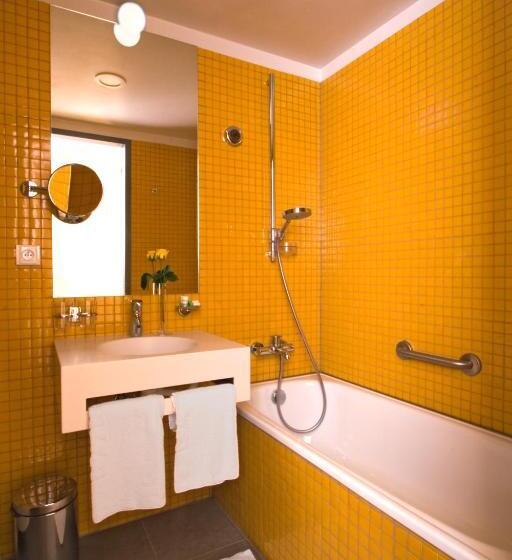 Номер Deluxe, Monastery