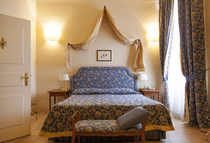 اتاق لوکس, Palazzo Guiderocchi