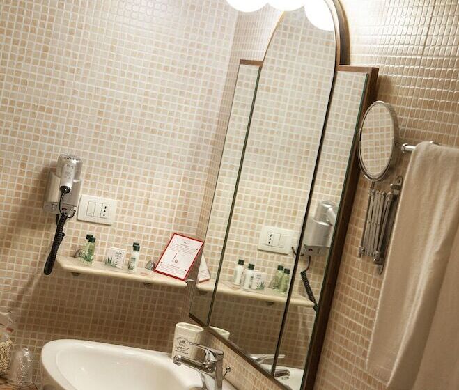 اتاق لوکس, Palazzo Guiderocchi