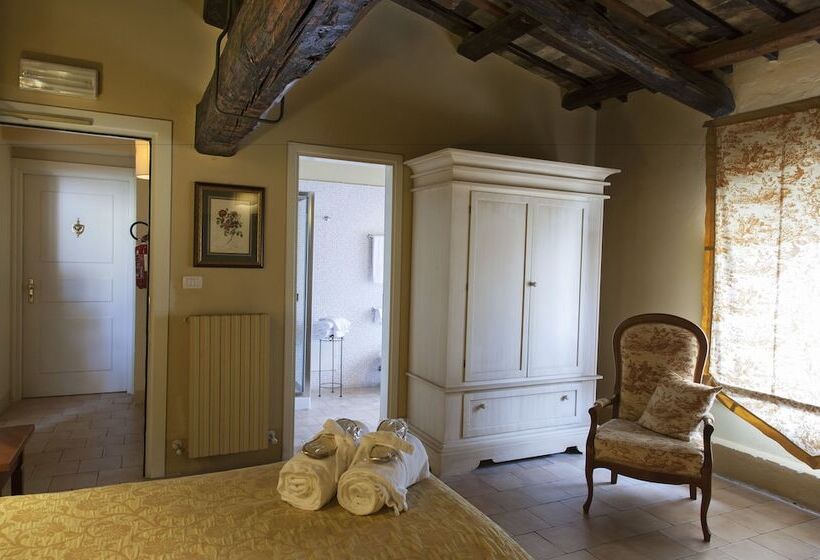 سوییت جونیور, Palazzo Guiderocchi