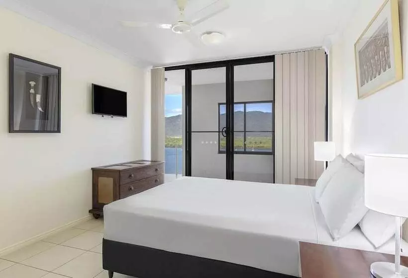 آپارتمان 3 خوابه با چشمانداز دریا, Piermonde Apartments Cairns