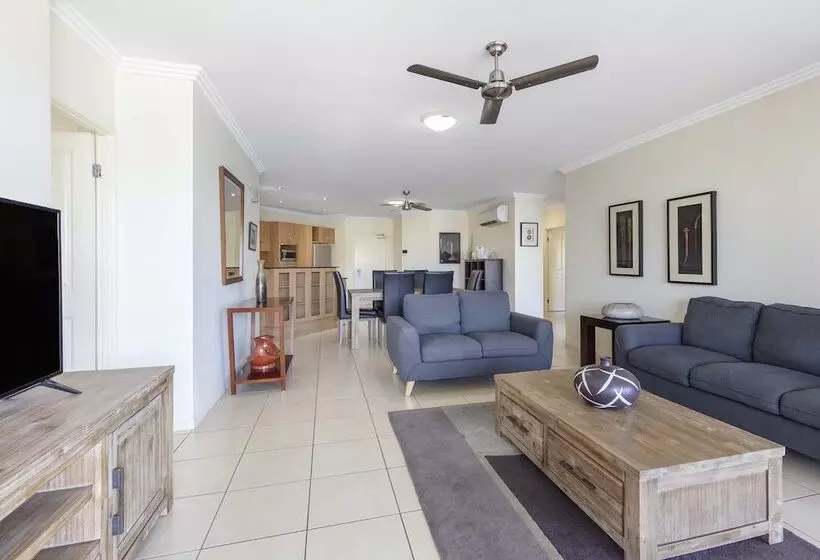 آپارتمان 3 خوابه با چشمانداز دریا, Piermonde Apartments Cairns