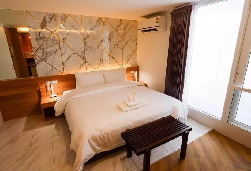 Executive-huone, Pinnacle Dream