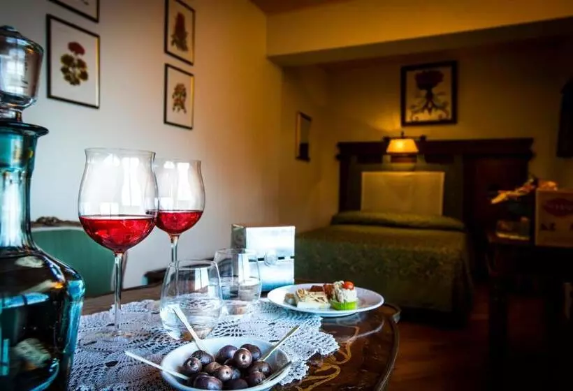 سوییت جونیور, Relais Abbazia Santa Anastasia Resort & Winery