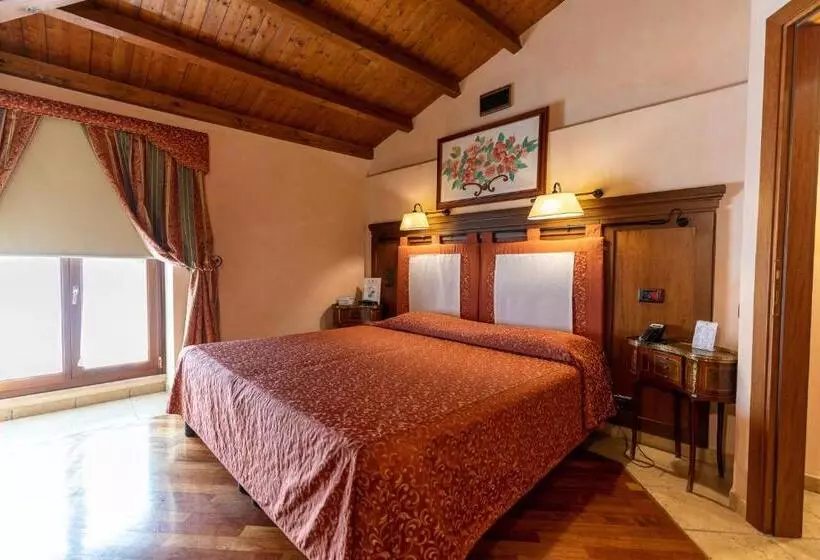 سوئیت 2 خوابه, Relais Abbazia Santa Anastasia Resort & Winery
