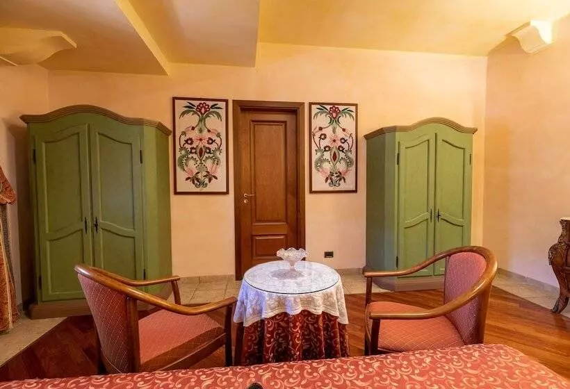 سوییت جونیور, Relais Abbazia Santa Anastasia Resort & Winery