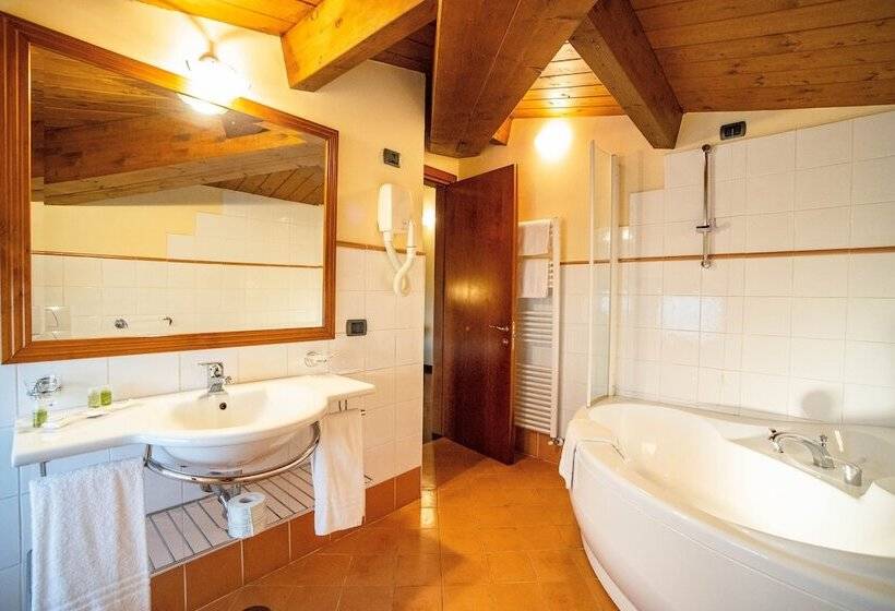 Люкс, Relais La Corte Di Bettona