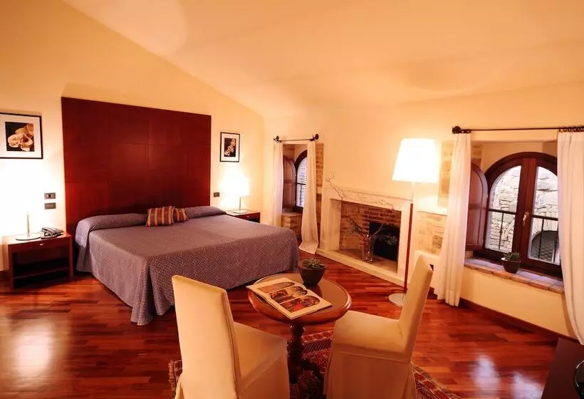 スイート, Relais La Corte Di Bettona