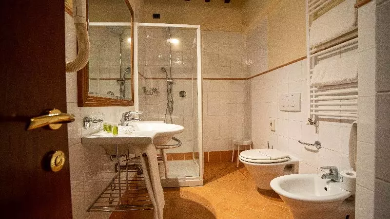 デラックストリプルルーム, Relais La Corte Di Bettona