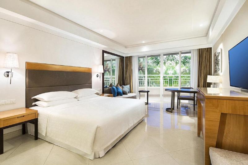 غرفة قياسية سرير كينج, Sheraton Haikou
