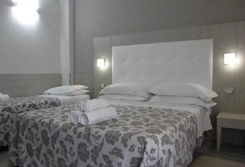 Economy Quadruple Room, Stefan Room & Breakfast