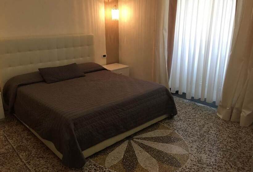 اتاق سوپریور, Villa Accini