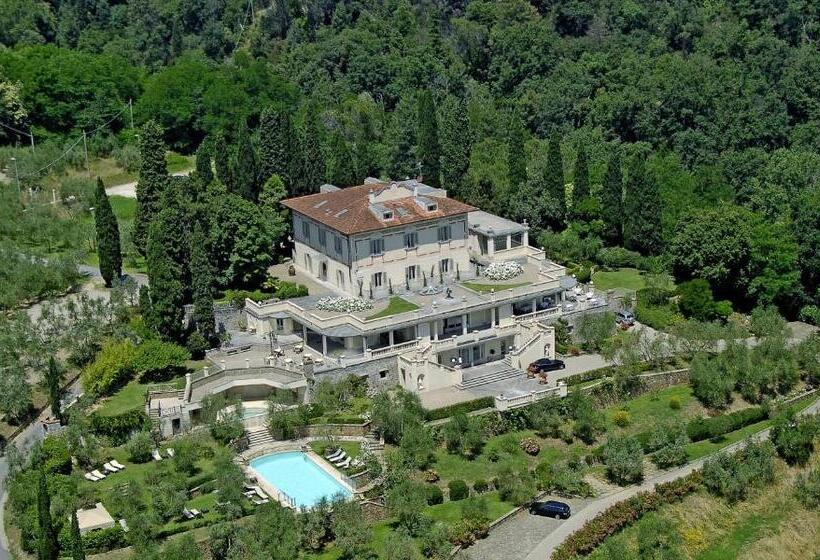 جناح جونيور, Villa La Borghetta Spa Resort