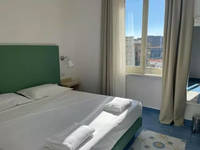 اتاق استاندارد با چشم‌انداز شهر, Napolit Amo Hotel Medina