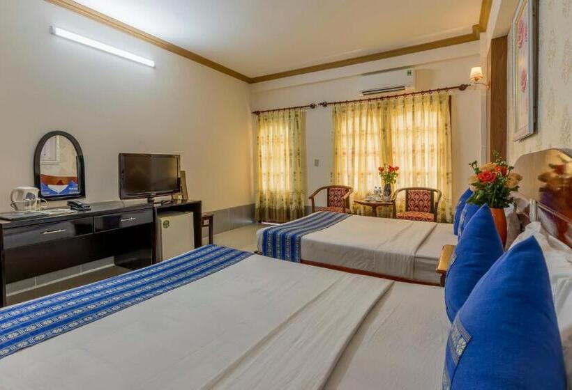 اتاق لوکس, Palmira Beach Resort & Spa