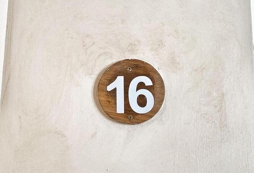 اتاق عادی, Porto Salvo