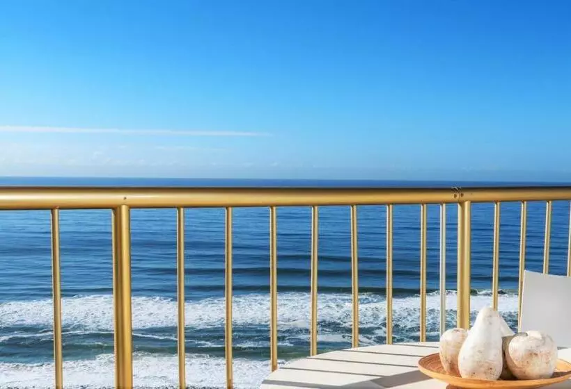 2 Bedrooms Apartment River View, Capricorn One Beachside Holiday Apartments   Official