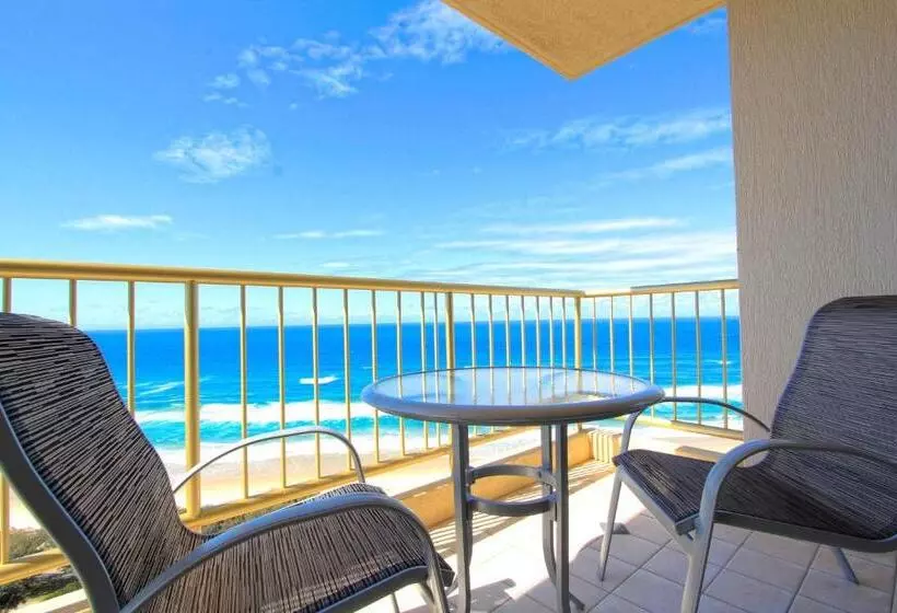 2 Bedrooms Apartment River View, Capricorn One Beachside Holiday Apartments   Official