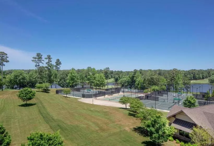 キングサイズベッドのスタンダードルーム, Auburn Marriott Opelika Resort & Spa At Grand National