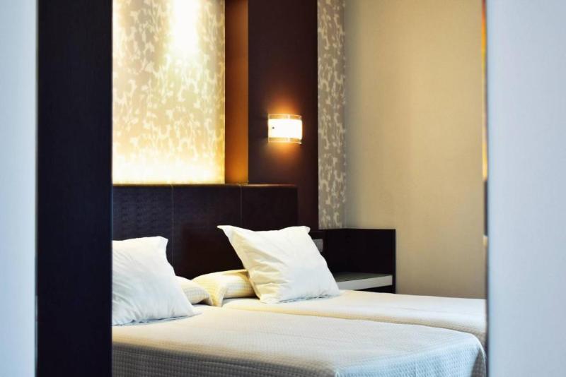 스탠다드 룸, Alda Carril