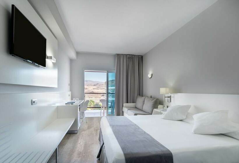 Chambre Triple Standard, Caserio