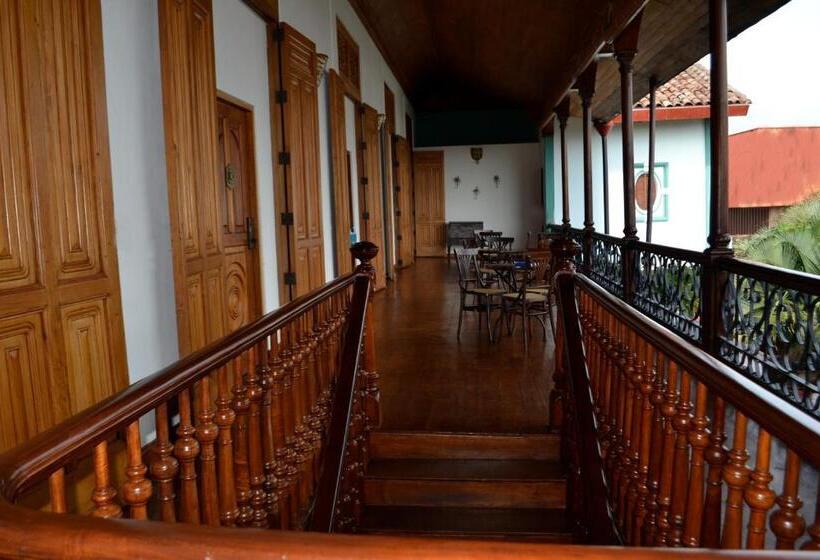 اتاق استاندارد با 2 تخت دوبل, Dario Granada