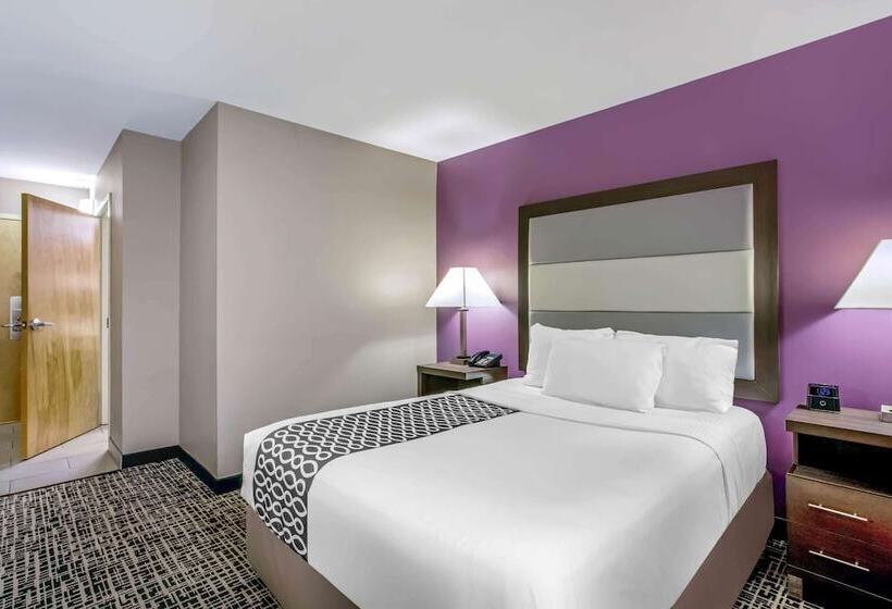 סוויטה דלוקס, La Quinta Inn By Wyndham Radford