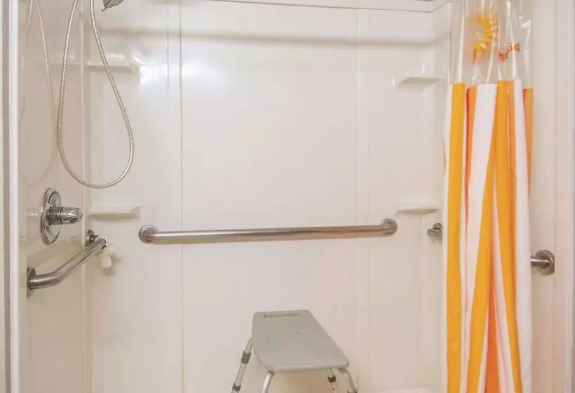 身障者適用ダブルベッド付きスタンダードルーム, La Quinta Inn By Wyndham San Antonio Brooks City Base