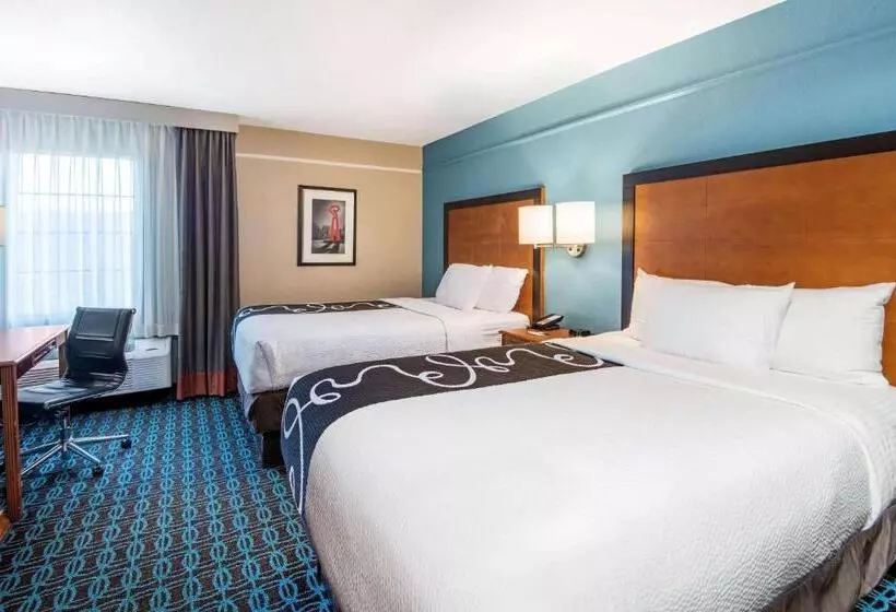 デラックスルーム, La Quinta Inn By Wyndham San Antonio Brooks City Base