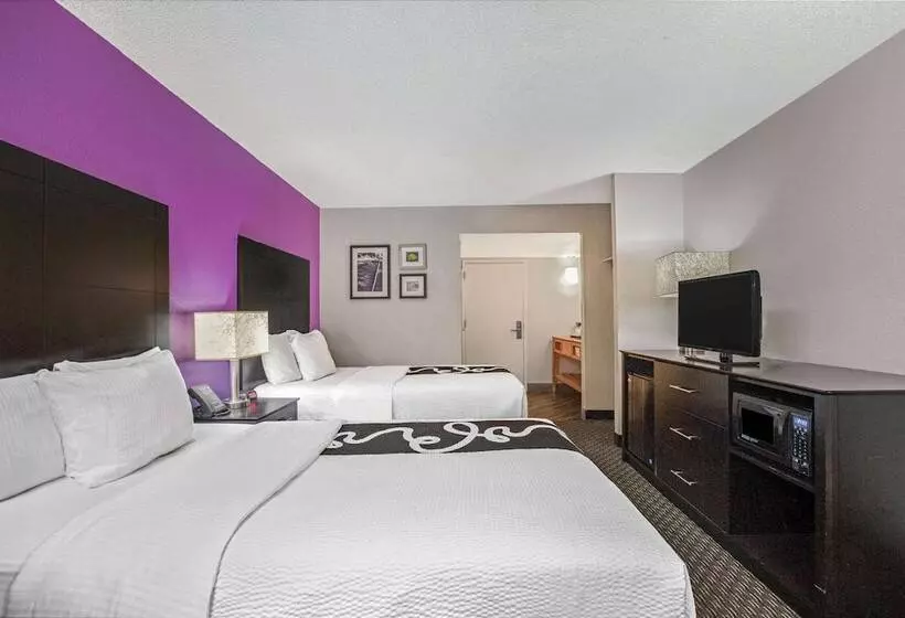 اتاق استاندارد با 2 تخت دوبل, La Quinta By Wyndham Miami Lakes
