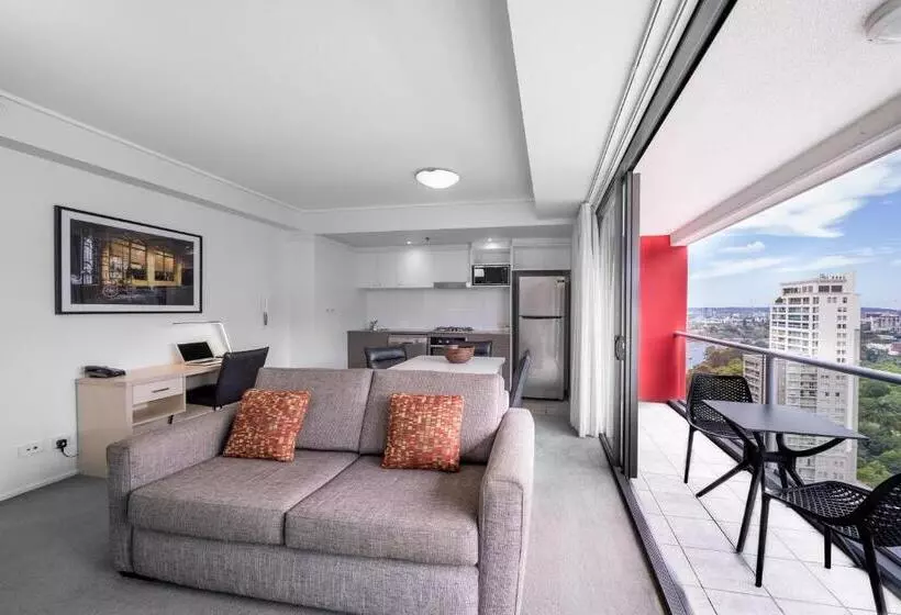 1 Bedroom Apartment with Views