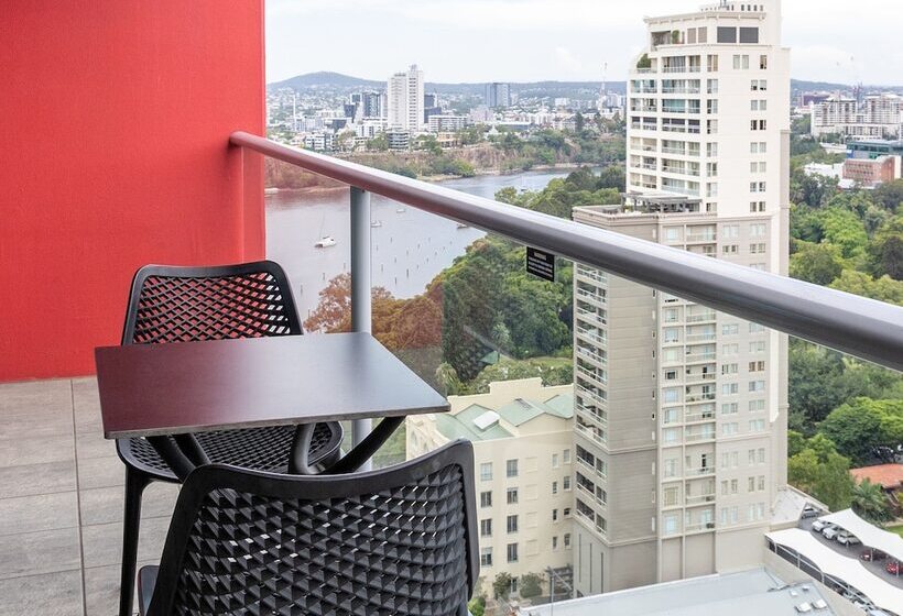 דירת חדר, Oaks Brisbane On Felix Suites