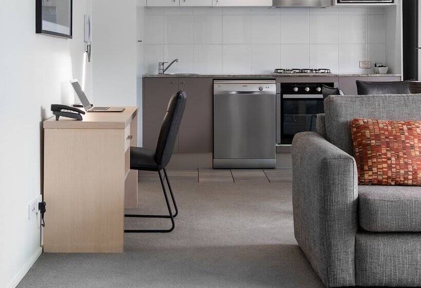 דירת חדר, Oaks Brisbane On Felix Suites