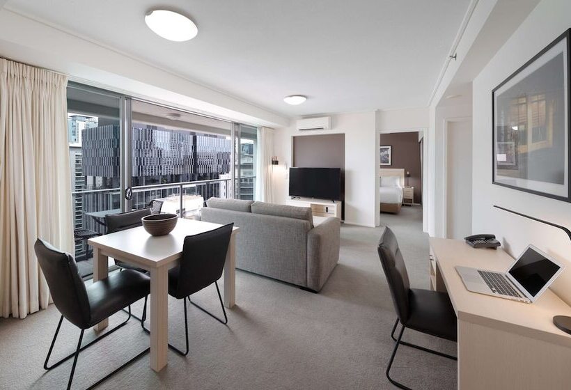 דירת חדר, Oaks Brisbane On Felix Suites
