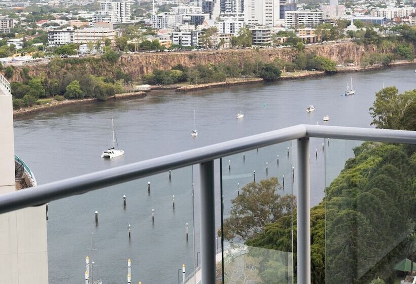 דירת שלושה חדרים, Oaks Brisbane On Felix Suites