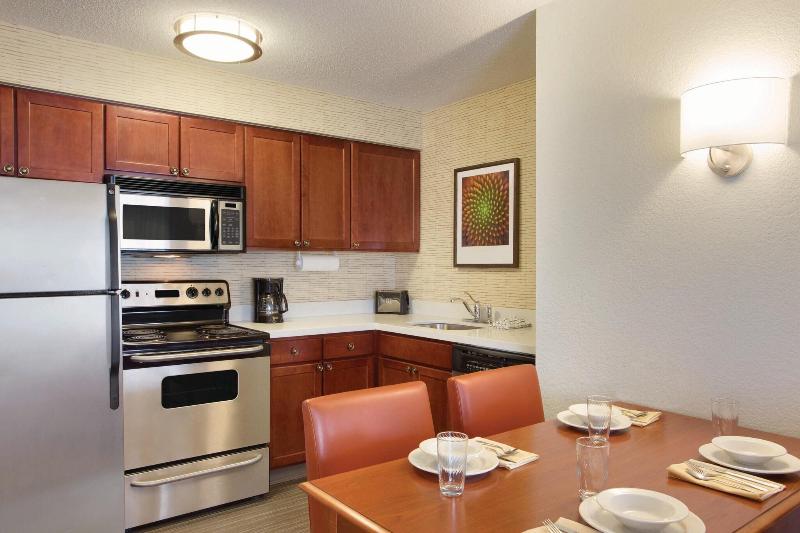 스위트, Residence Inn Joplin
