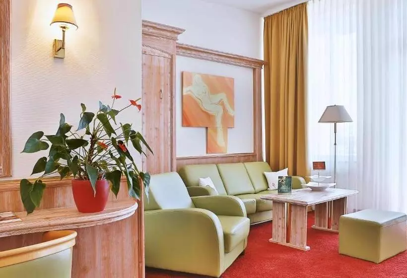Suite with Balcony, Nationalpark Hotel Schliffkopf