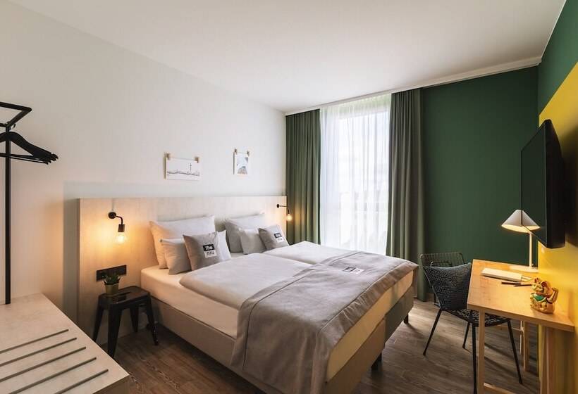 اتاق استاندارد, Holiday Inn   The Niu Tab Dusseldorf Main Station, An Ihg