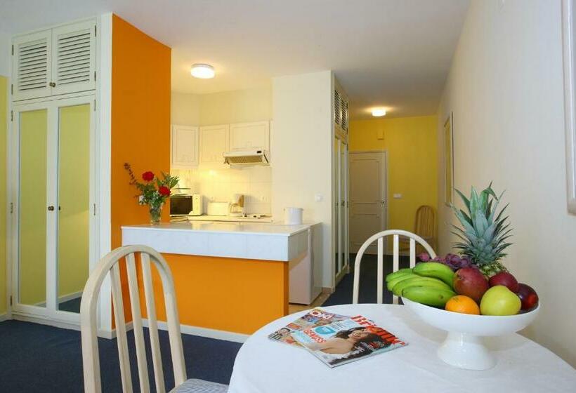 Студия Стандарт, Canico Bay Apartments