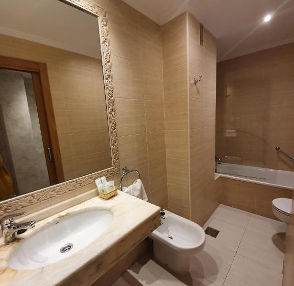 اتاق عادی, Abadia Burgos Camino Santiago