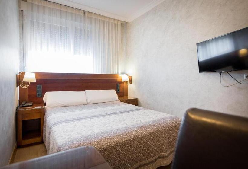 اتاق عادی, Abadia Burgos Camino Santiago