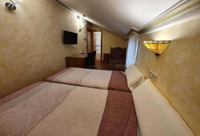 اتاق پنت هاوس, Abadia Burgos Camino Santiago