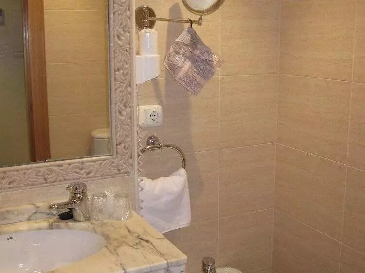 اتاق استاندارد, Abadia Burgos Camino Santiago