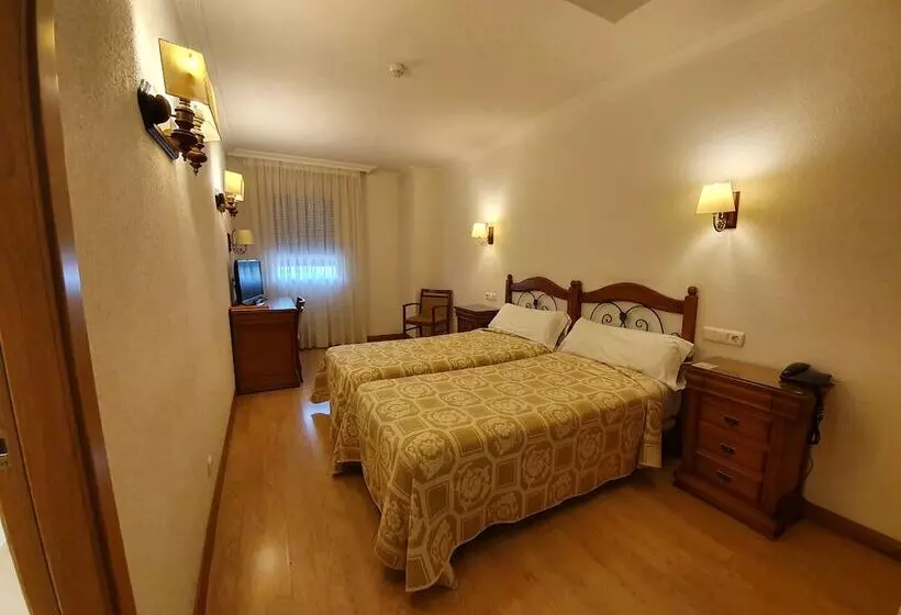 اتاق استاندارد, Abadia Burgos Camino Santiago
