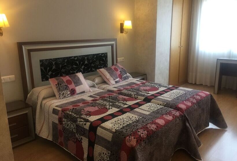 اتاق استاندارد, Abadia Burgos Camino Santiago