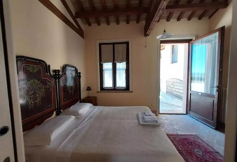 スタンダードトリプルルーム, Agriturismo Le Case