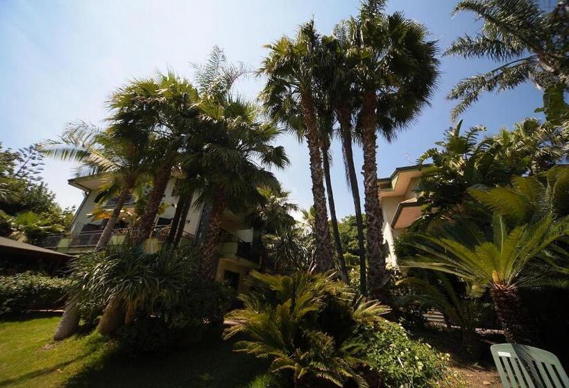 اتاق استاندارد با بالکن, Borgo Verde