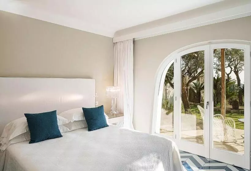 2 Bedroom Apartment Garden View, Costa Del Capitano Seaside Villas