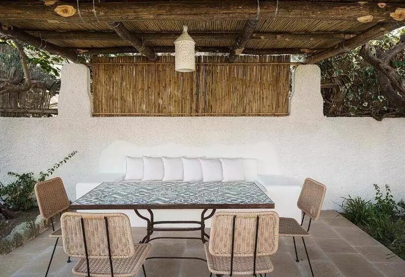 2 Bedroom Apartment Garden View, Costa Del Capitano Seaside Villas