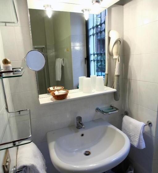 חדר סטנדרט יחיד, Elite